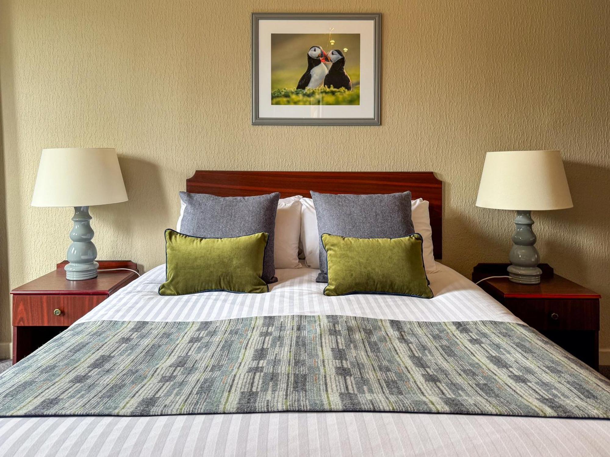 The Royal Hotel Ullapool Room photo